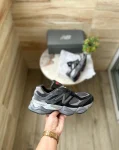 New Balance 9060 Black Grey