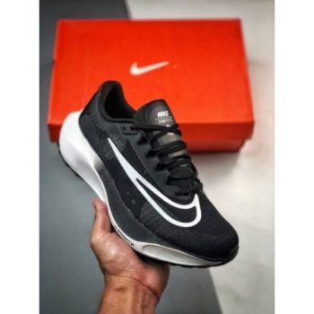 Nike Zoom Fly 5 running shoes