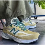 New Balance 990v6 sneakers