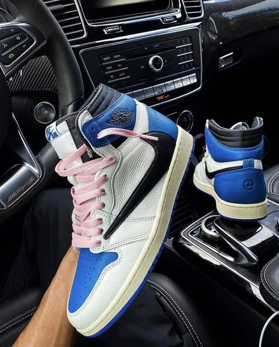 travis-scott-air-jordan-1-fragment-high-first-copy