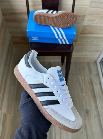White Adidas Samba OG s