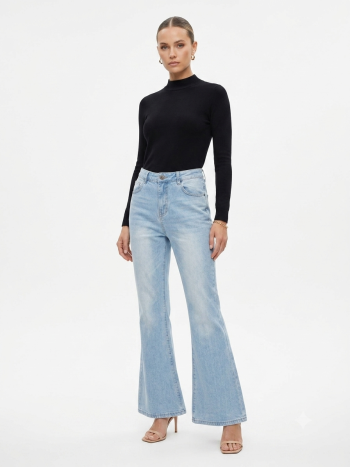 Vintage-Wash Sky Blue Bootcut Jeans